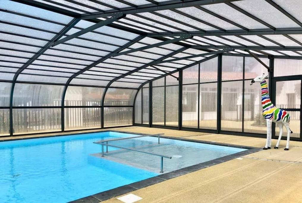 Апартаменты La Roseliere ❁ Piscine ❁ Tranquillite Сент-Илер-де-Рье Экстерьер фото